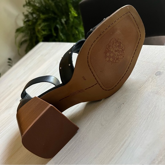 Vince Camuto Nilambie Studded Ankle Strap Sandal BLACK LEATHER 9 1/2 NEW - Picture 7 of 11